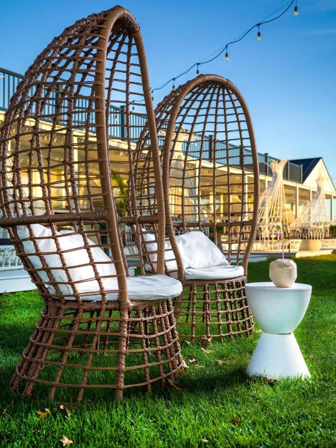 Aqua By American Beech - Adults Only Aquebogue المظهر الخارجي الصورة