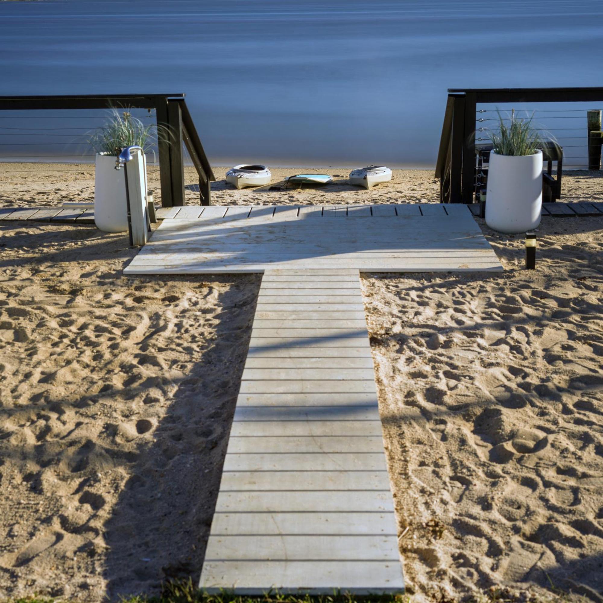 Aqua By American Beech - Adults Only Aquebogue المظهر الخارجي الصورة